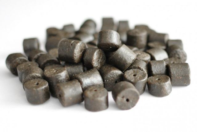 Pellets Mivardi Halibut 10Kg 8mm