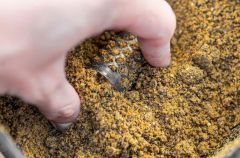 Cebador Preston Hexmesh Plastic Mediano 60gr