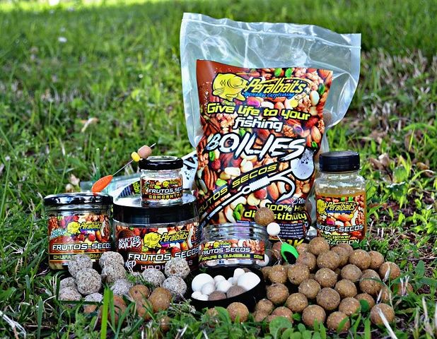 Boilies Peral Baits Frutos Secos 20mm 1Kg