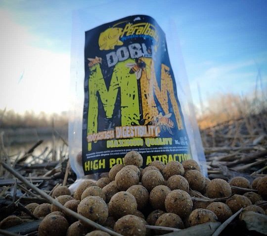 Boilies Peral Baits Doble M 1kg 20mm